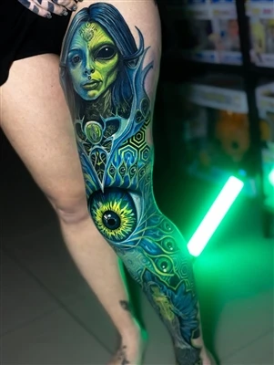 SPARK tatuiruotės rašalas suteikia stulbinamų meno kūrinių: ryškių spalvų išl...
