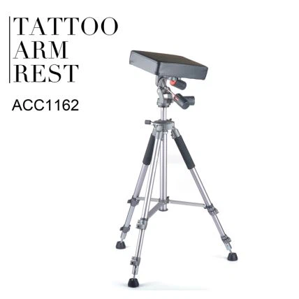 360 laipsnių tatuiruotės ranka