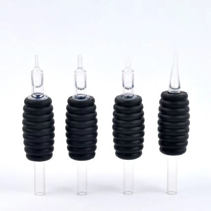 Vienkartiniai tatuiruotės vamzdžiai su aiškiais patarimais